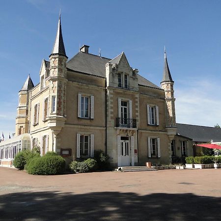 ホテル Domaine De La Ferriere シャトーブリアン エクステリア 写真